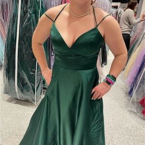Elegant Green Satin Prom Dress